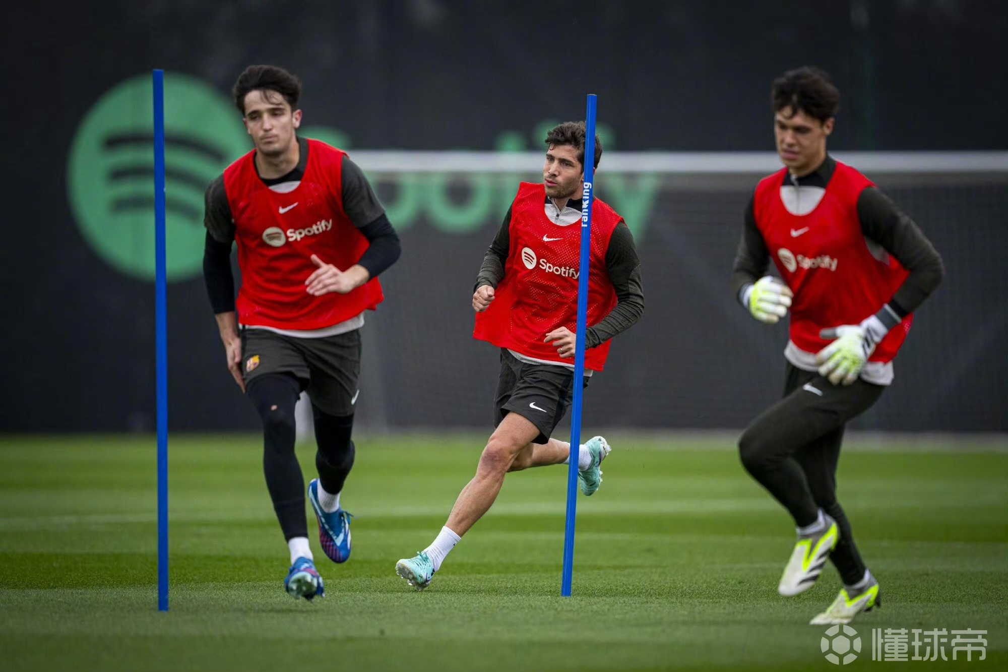 AYX SPORTS官网入口 离谱！巴特勒在澳大利亚队比赛中逆转窗口期成都蓉城备战欧冠，休斯敦火箭围绕意甲绝杀压哨